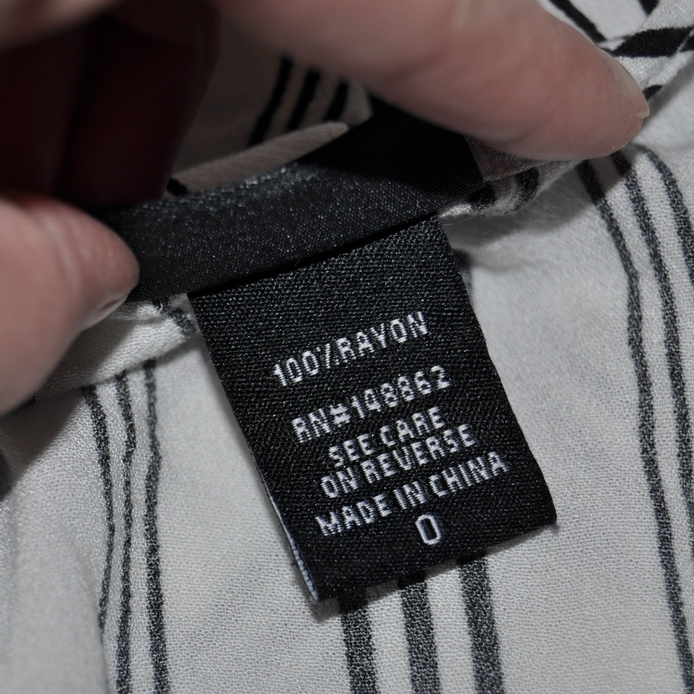 TORRID Black+White Striped Surplice Top [E1] - Picture 8 of 8